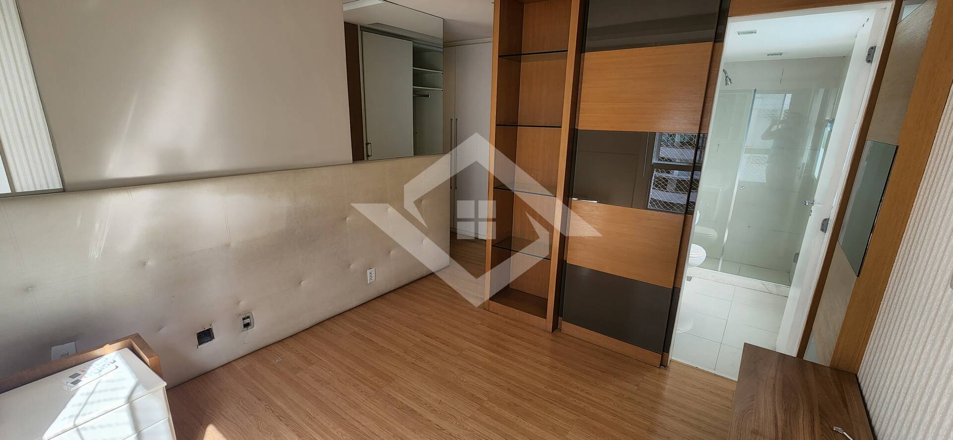 Apartamento à venda com 3 quartos, 97m² - Foto 16