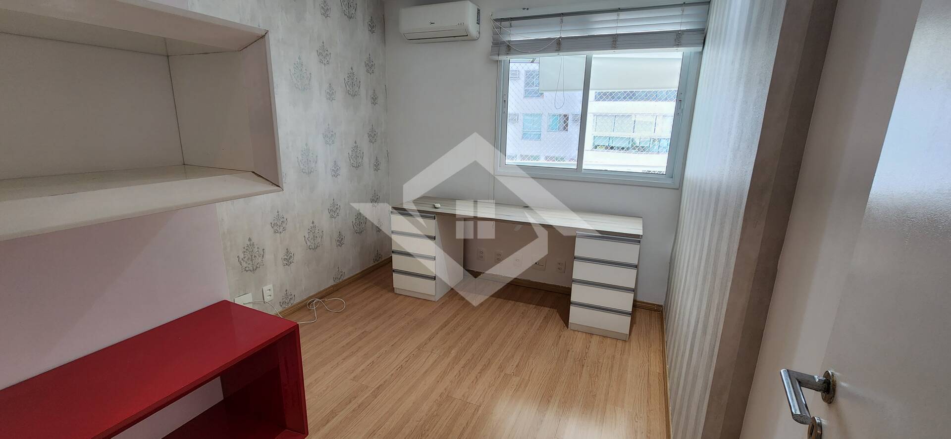 Apartamento à venda com 3 quartos, 97m² - Foto 11