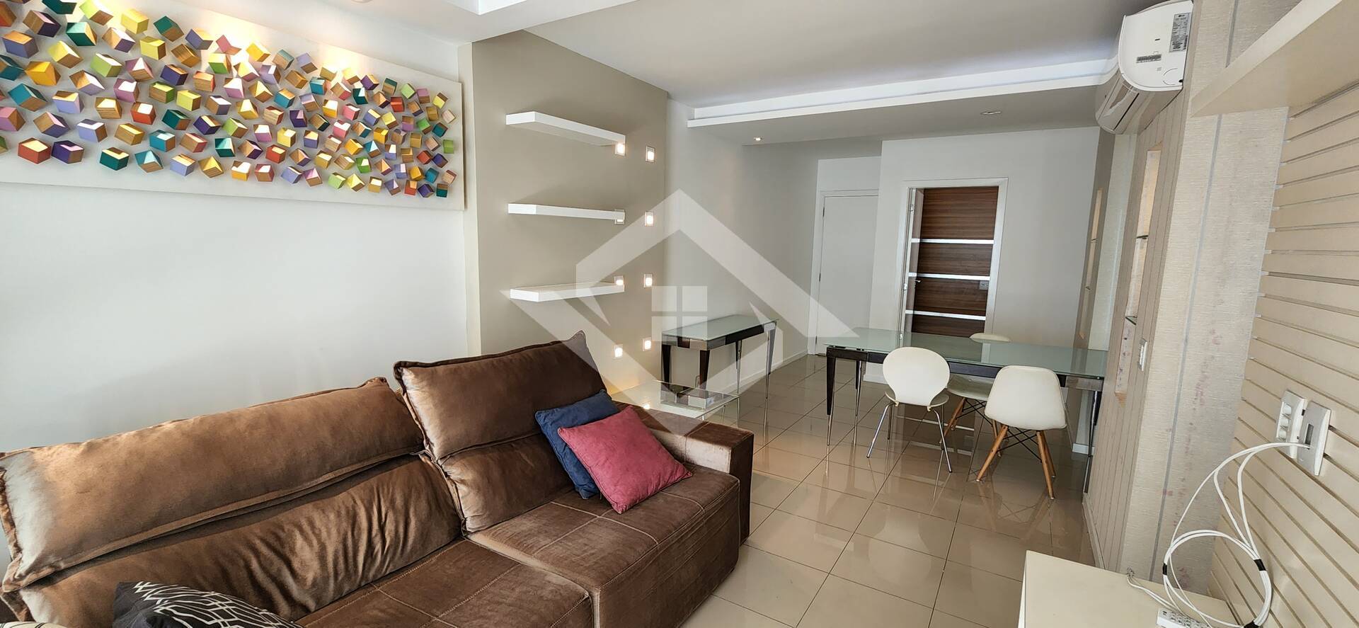 Apartamento à venda com 3 quartos, 97m² - Foto 6