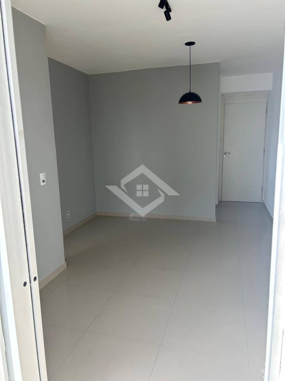 Apartamento à venda com 2 quartos, 51m² - Foto 2