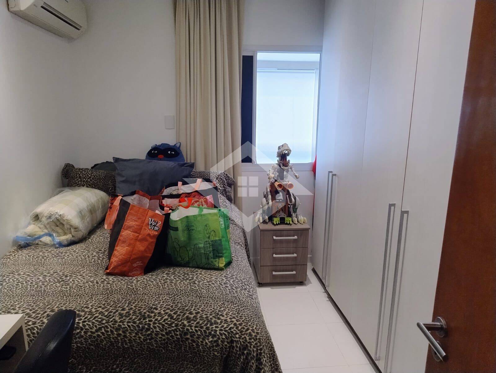 Apartamento à venda com 3 quartos, 90m² - Foto 13