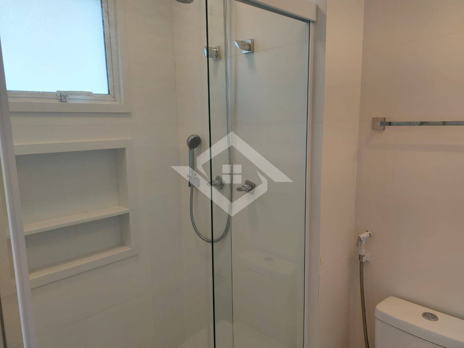 Apartamento à venda com 3 quartos, 151m² - Foto 9