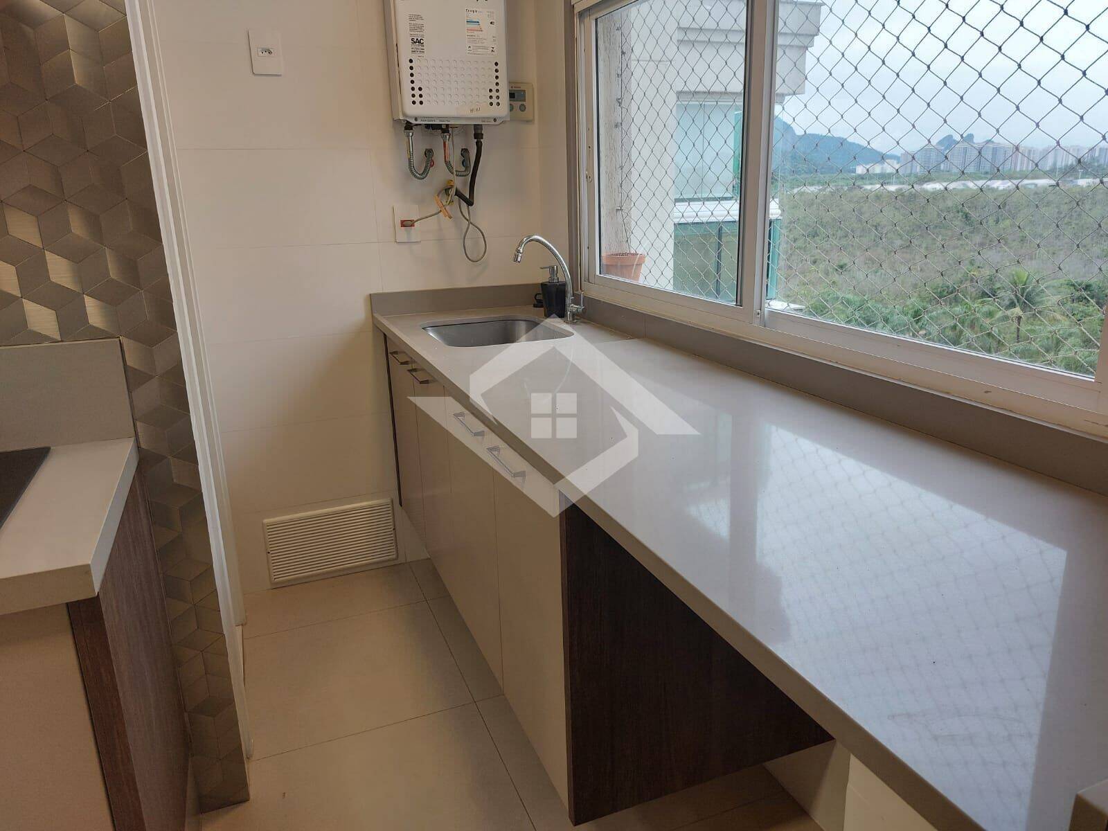 Apartamento à venda com 3 quartos, 151m² - Foto 11