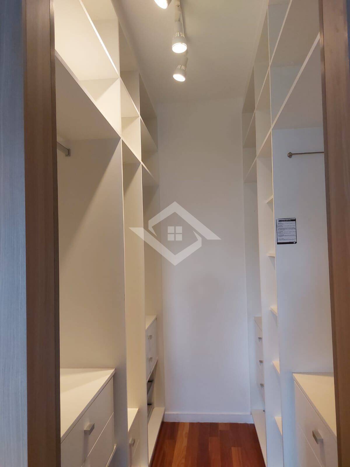 Apartamento à venda com 3 quartos, 151m² - Foto 24