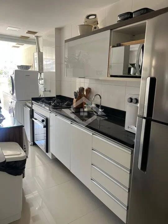 Apartamento à venda com 3 quartos, 81m² - Foto 12