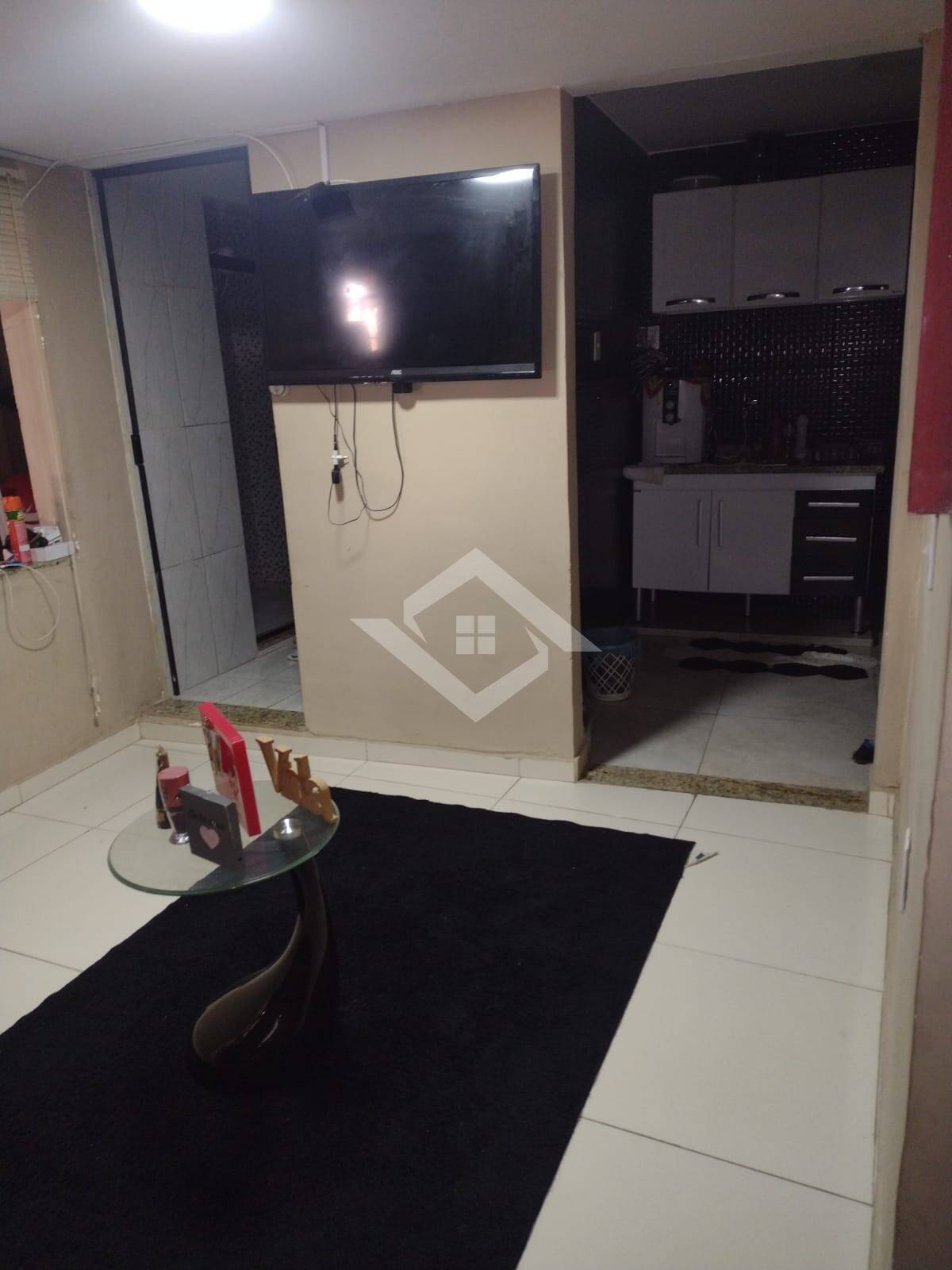 Casa para alugar com 1 quarto, 45m² - Foto 2