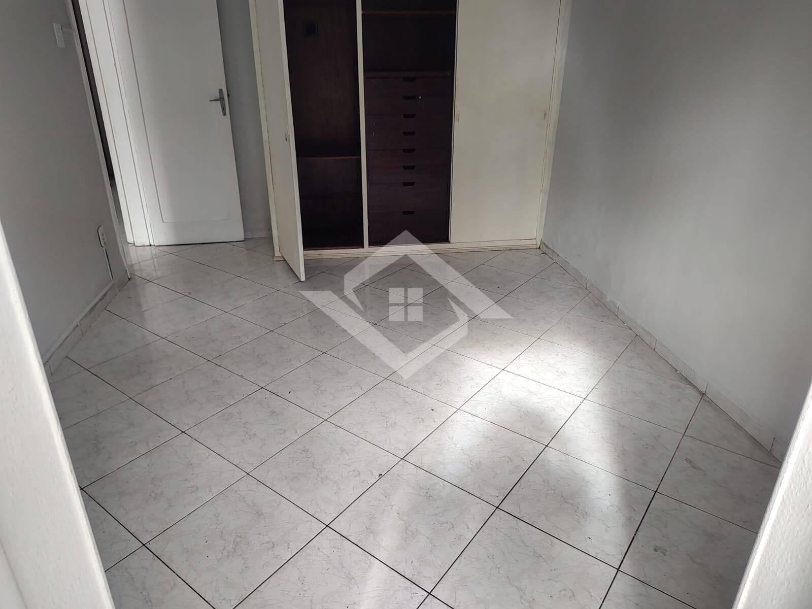 Apartamento à venda com 2 quartos, 62m² - Foto 8