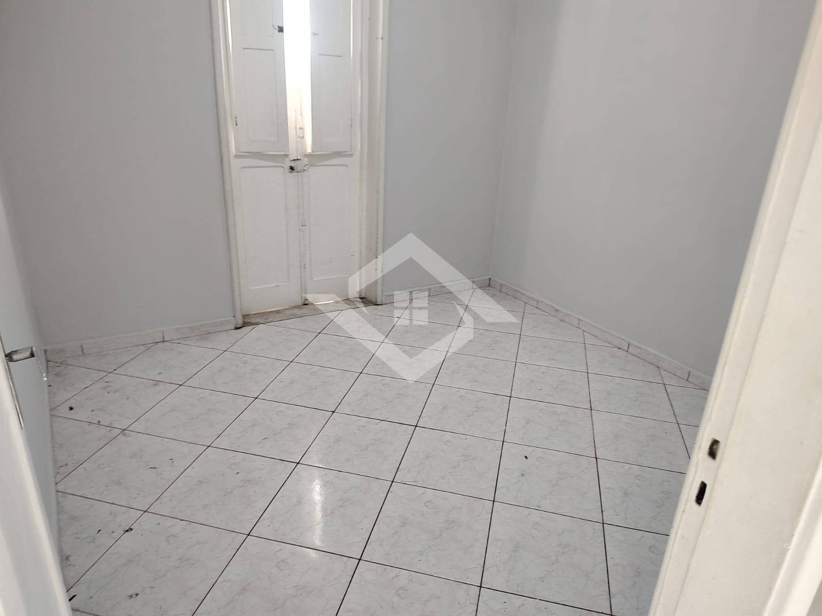 Apartamento à venda com 2 quartos, 62m² - Foto 20