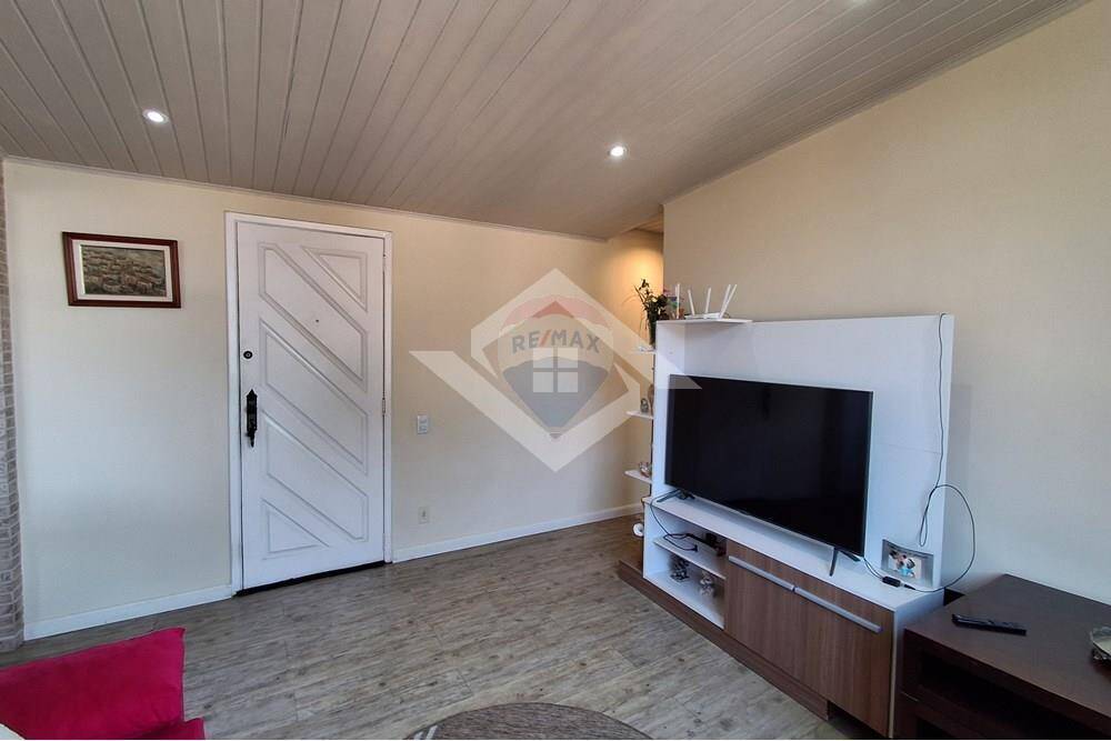 Apartamento para alugar com 2 quartos, 68m² - Foto 4