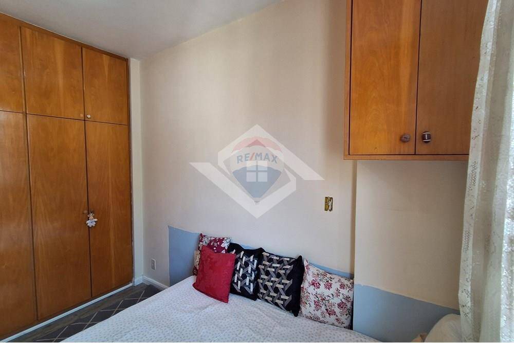 Apartamento para alugar com 2 quartos, 68m² - Foto 12