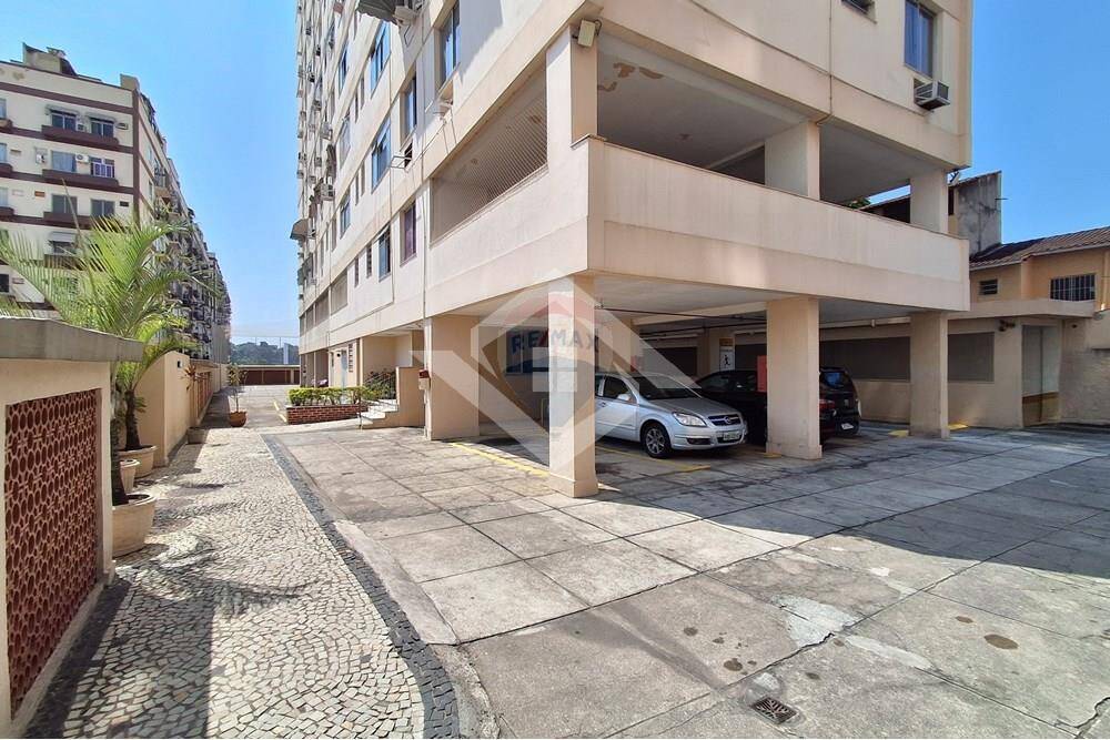 Apartamento para alugar com 2 quartos, 68m² - Foto 29