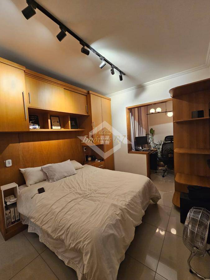 Apartamento à venda com 3 quartos, 96m² - Foto 11