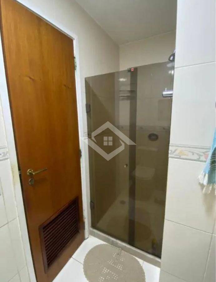 Apartamento à venda com 3 quartos, 100m² - Foto 3