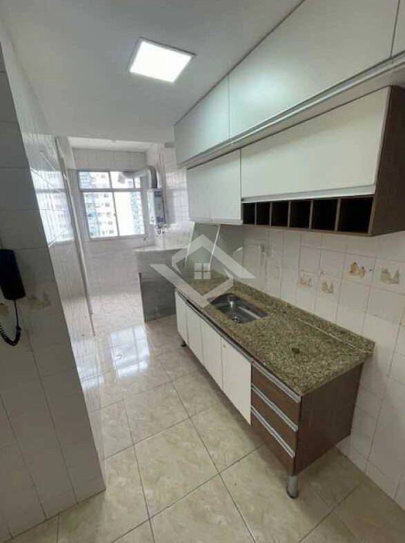 Apartamento à venda com 2 quartos, 85m² - Foto 6