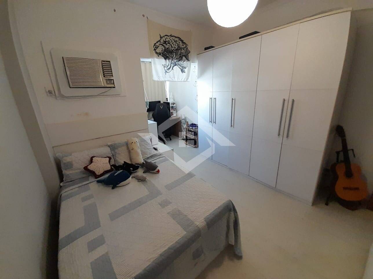 Apartamento à venda com 3 quartos, 180m² - Foto 17