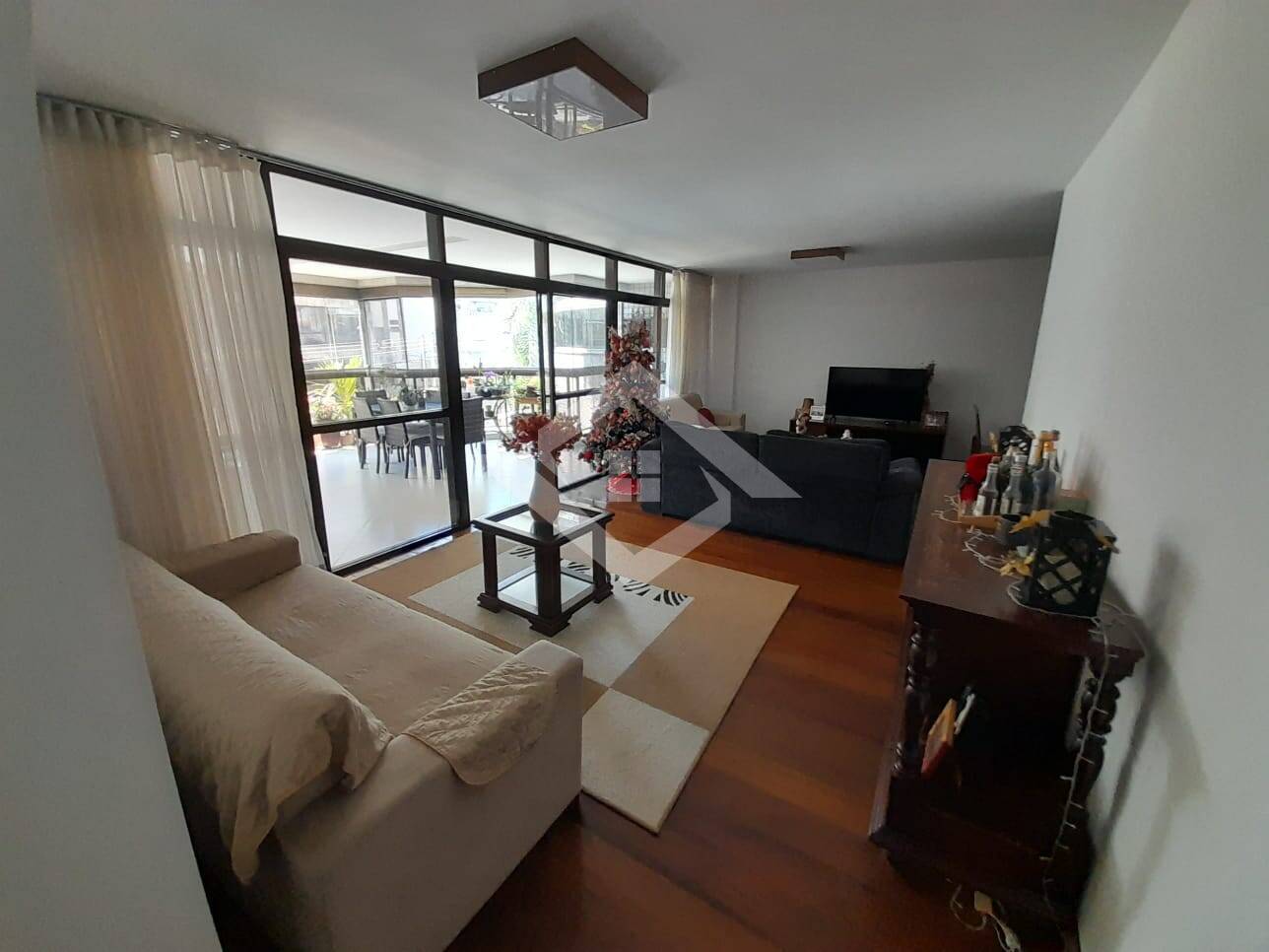 Apartamento à venda com 3 quartos, 180m² - Foto 23