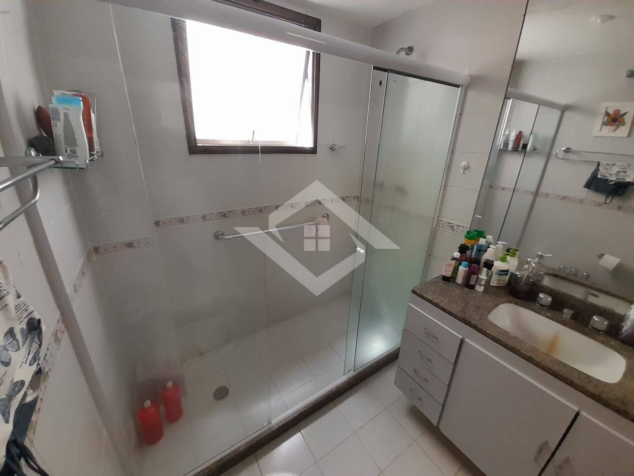 Apartamento à venda com 3 quartos, 180m² - Foto 27