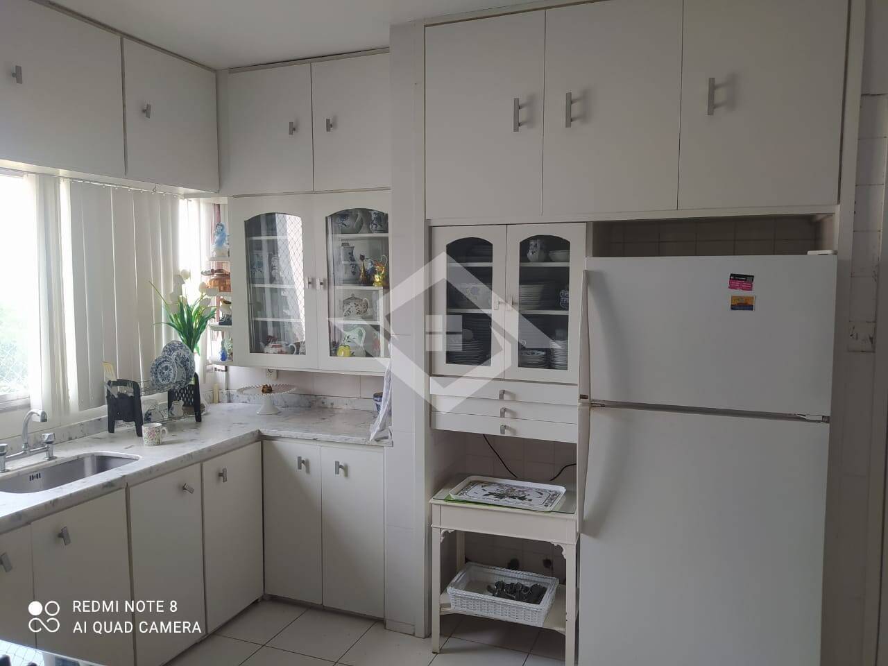 Apartamento à venda com 4 quartos, 242m² - Foto 20