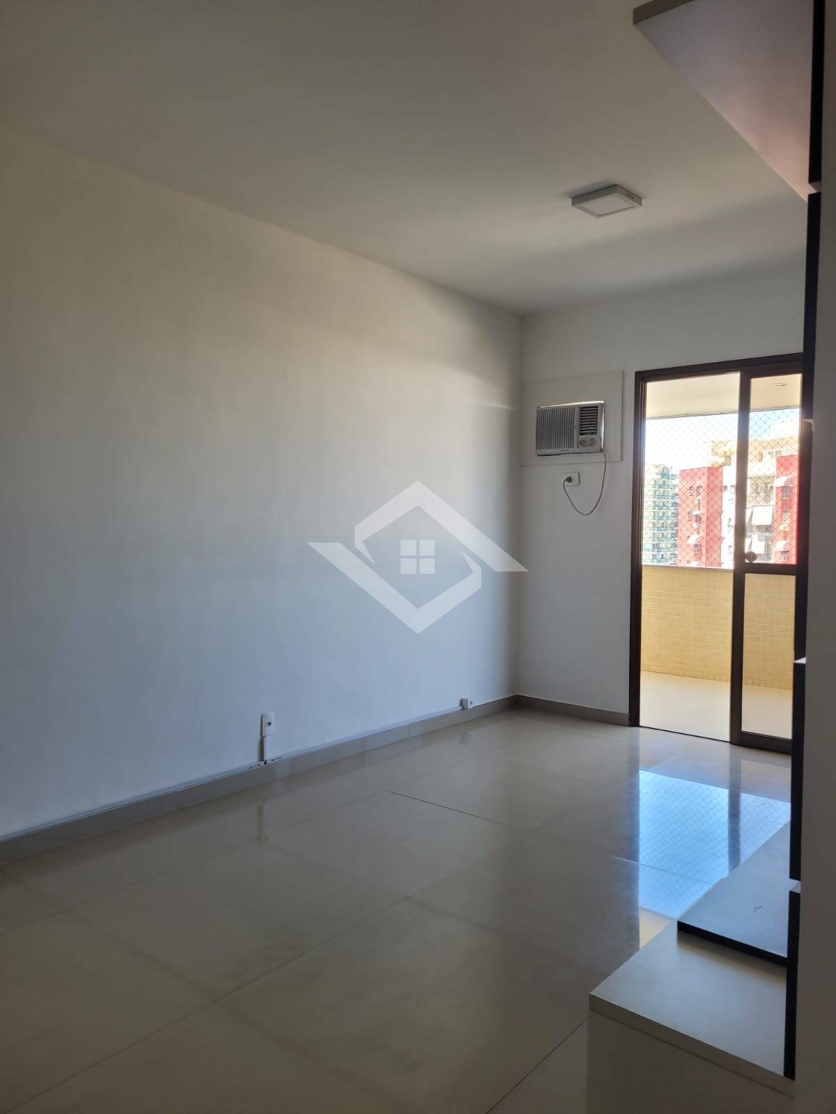 Apartamento à venda com 3 quartos, 120m² - Foto 3