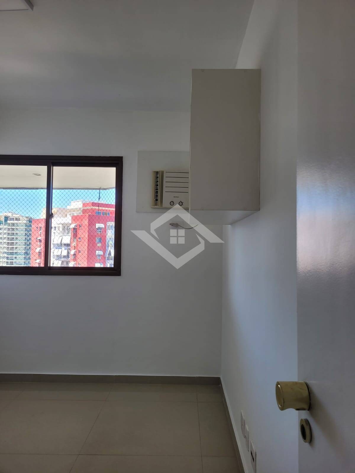 Apartamento à venda com 3 quartos, 120m² - Foto 13