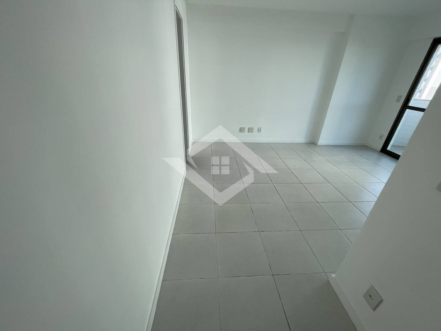 Apartamento à venda com 3 quartos, 148m² - Foto 9