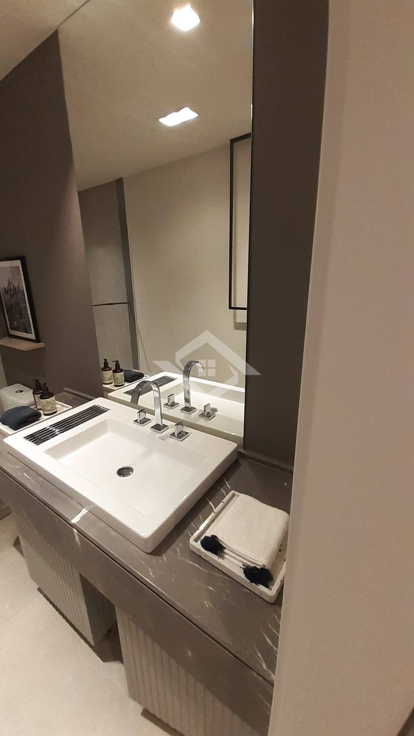 Apartamento à venda com 4 quartos, 268m² - Foto 18