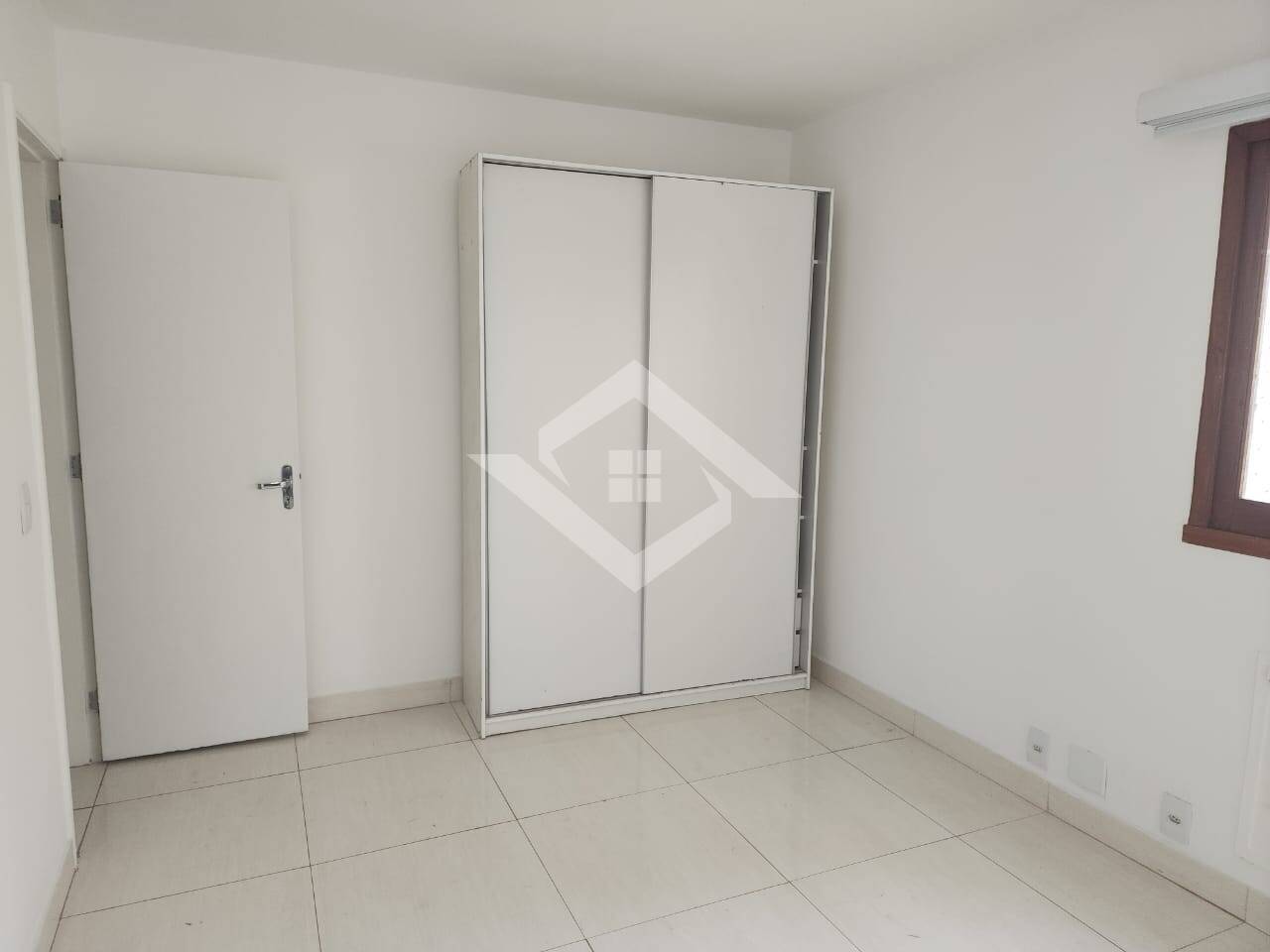 Apartamento à venda com 3 quartos, 87m² - Foto 9