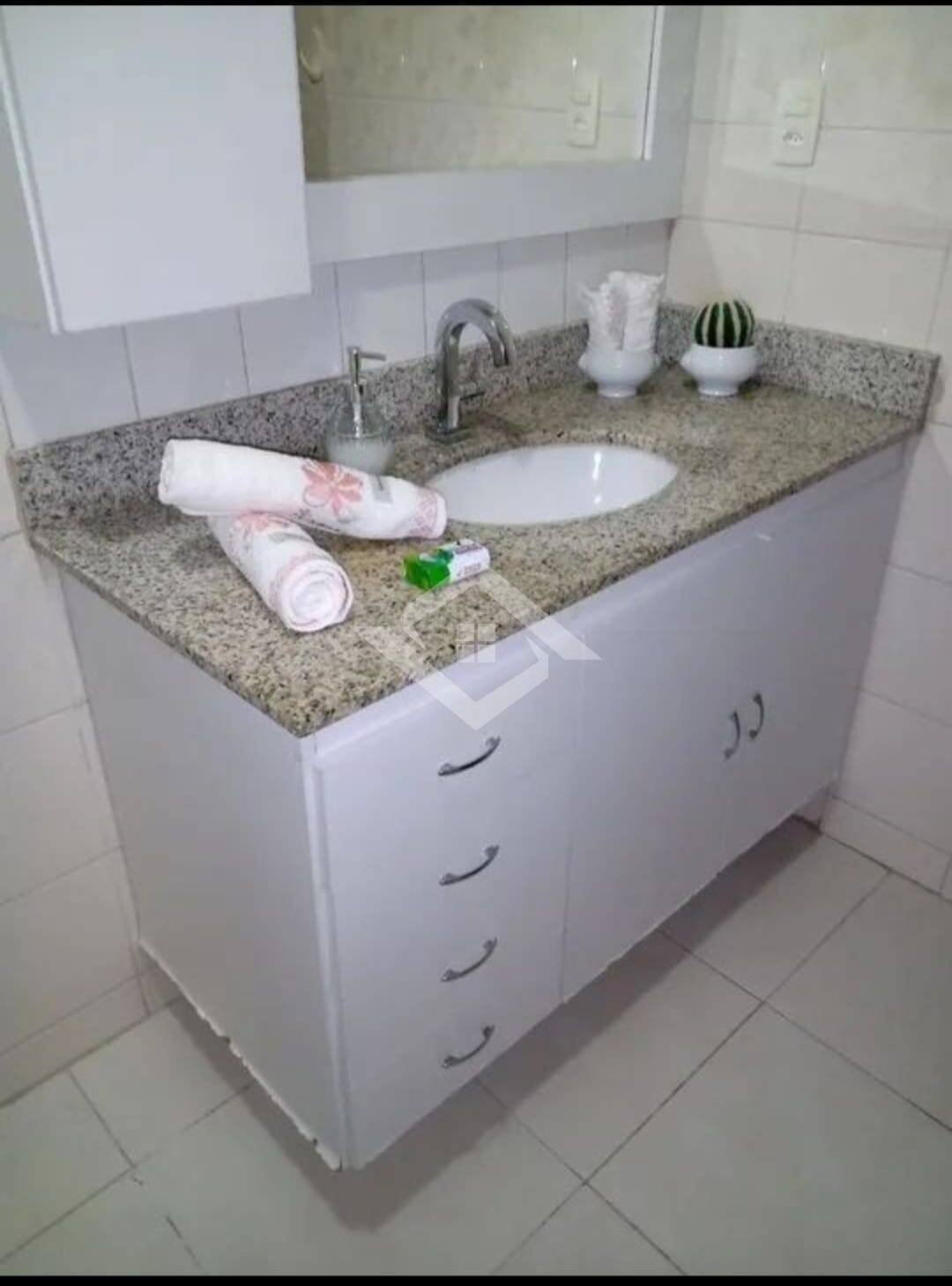 Apartamento à venda com 2 quartos, 60m² - Foto 5