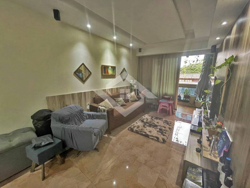 Apartamento à venda com 3 quartos, 84m² - Foto 1