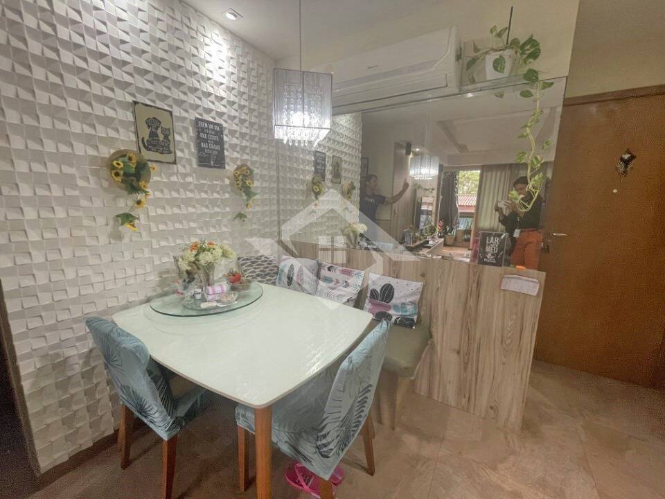 Apartamento à venda com 3 quartos, 84m² - Foto 2