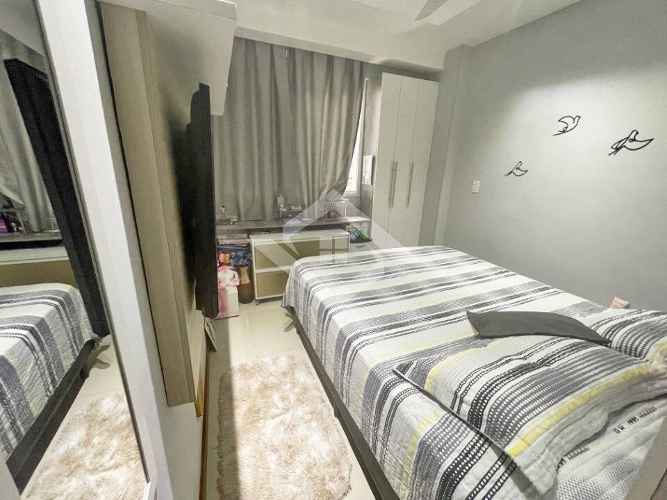 Apartamento à venda com 3 quartos, 84m² - Foto 7