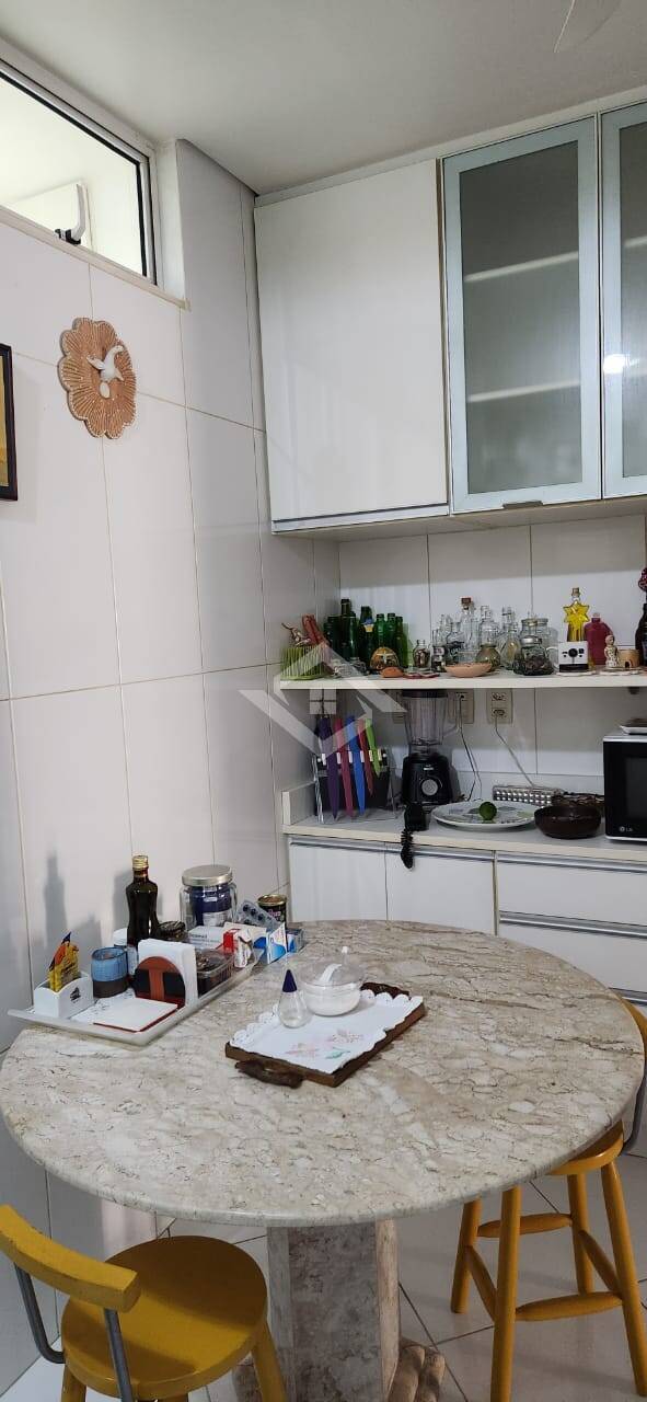 Apartamento à venda com 3 quartos, 114m² - Foto 6