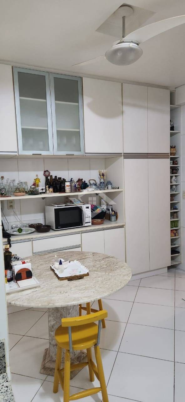 Apartamento à venda com 3 quartos, 114m² - Foto 8