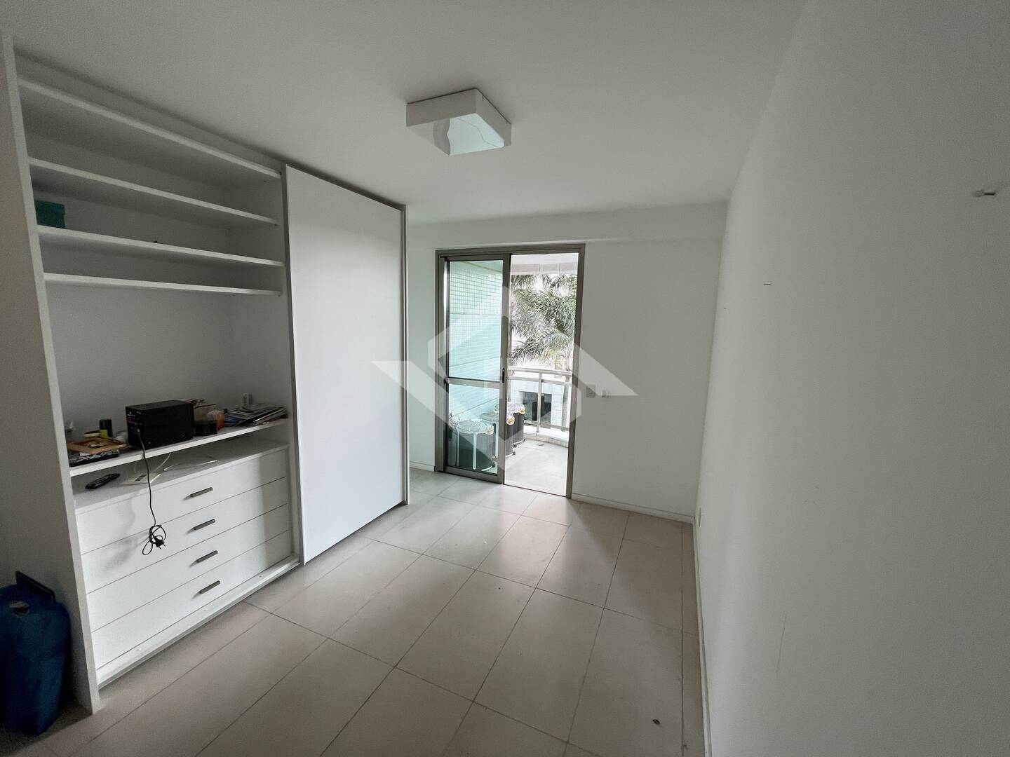 Apartamento à venda com 4 quartos, 275m² - Foto 7