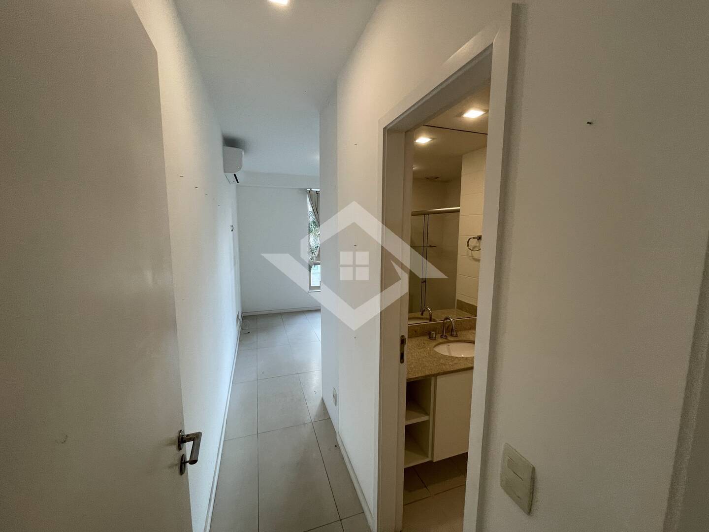 Apartamento à venda com 4 quartos, 275m² - Foto 14