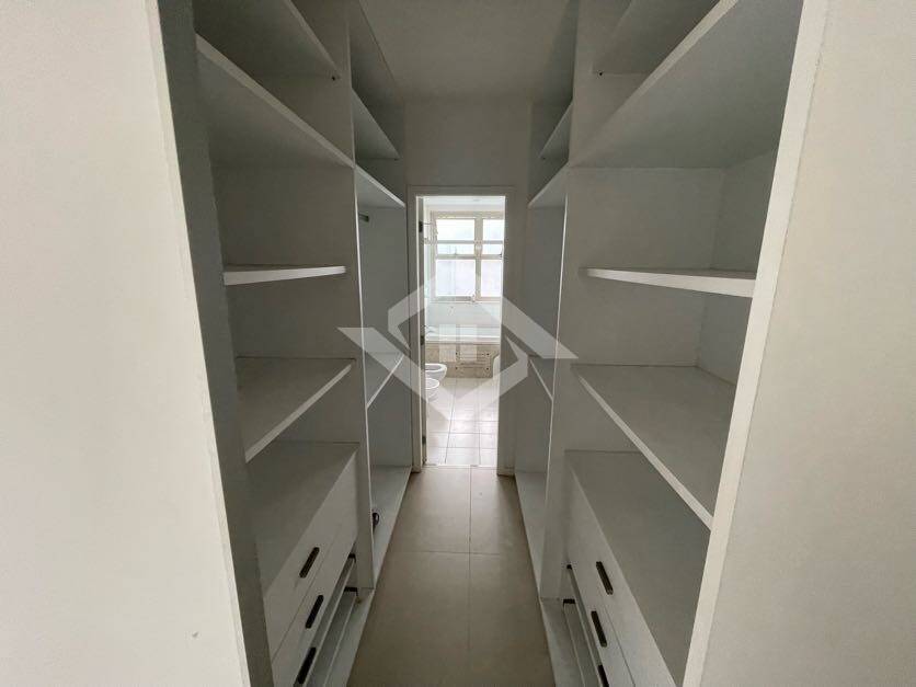 Apartamento à venda com 4 quartos, 275m² - Foto 23