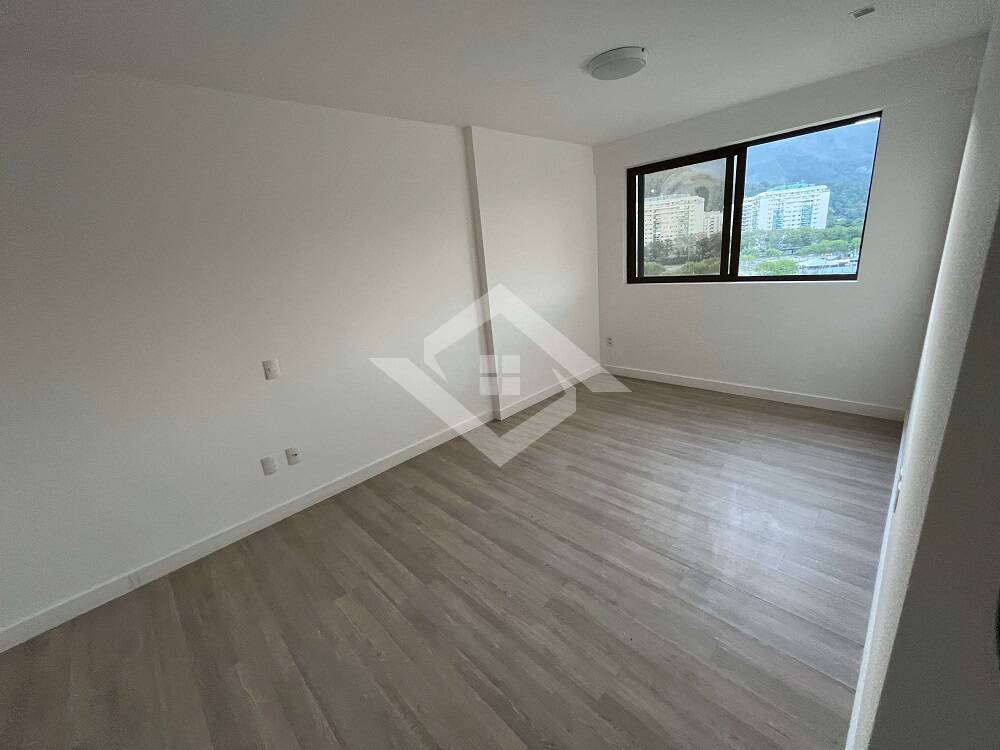 Apartamento à venda com 3 quartos, 134m² - Foto 13