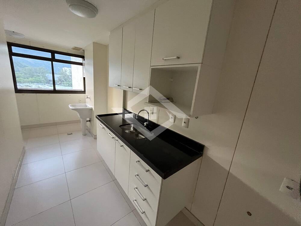 Apartamento à venda com 3 quartos, 134m² - Foto 17