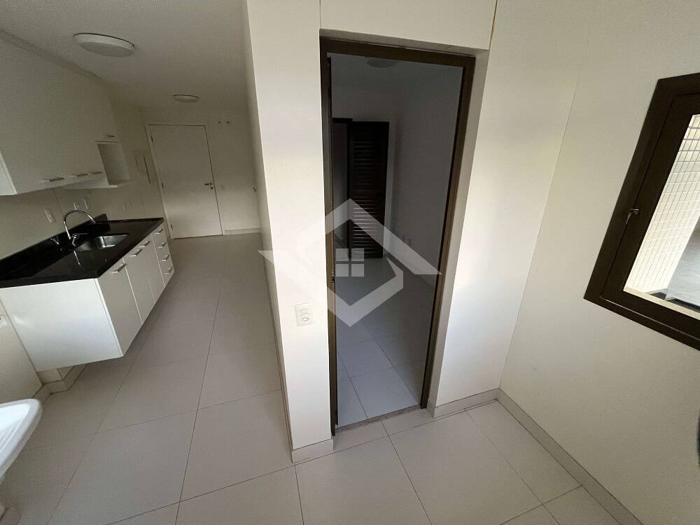 Apartamento à venda com 3 quartos, 134m² - Foto 19