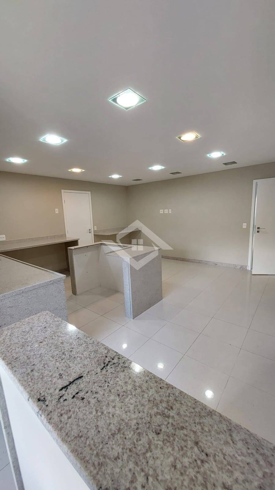 Apartamento à venda com 4 quartos, 288m² - Foto 6