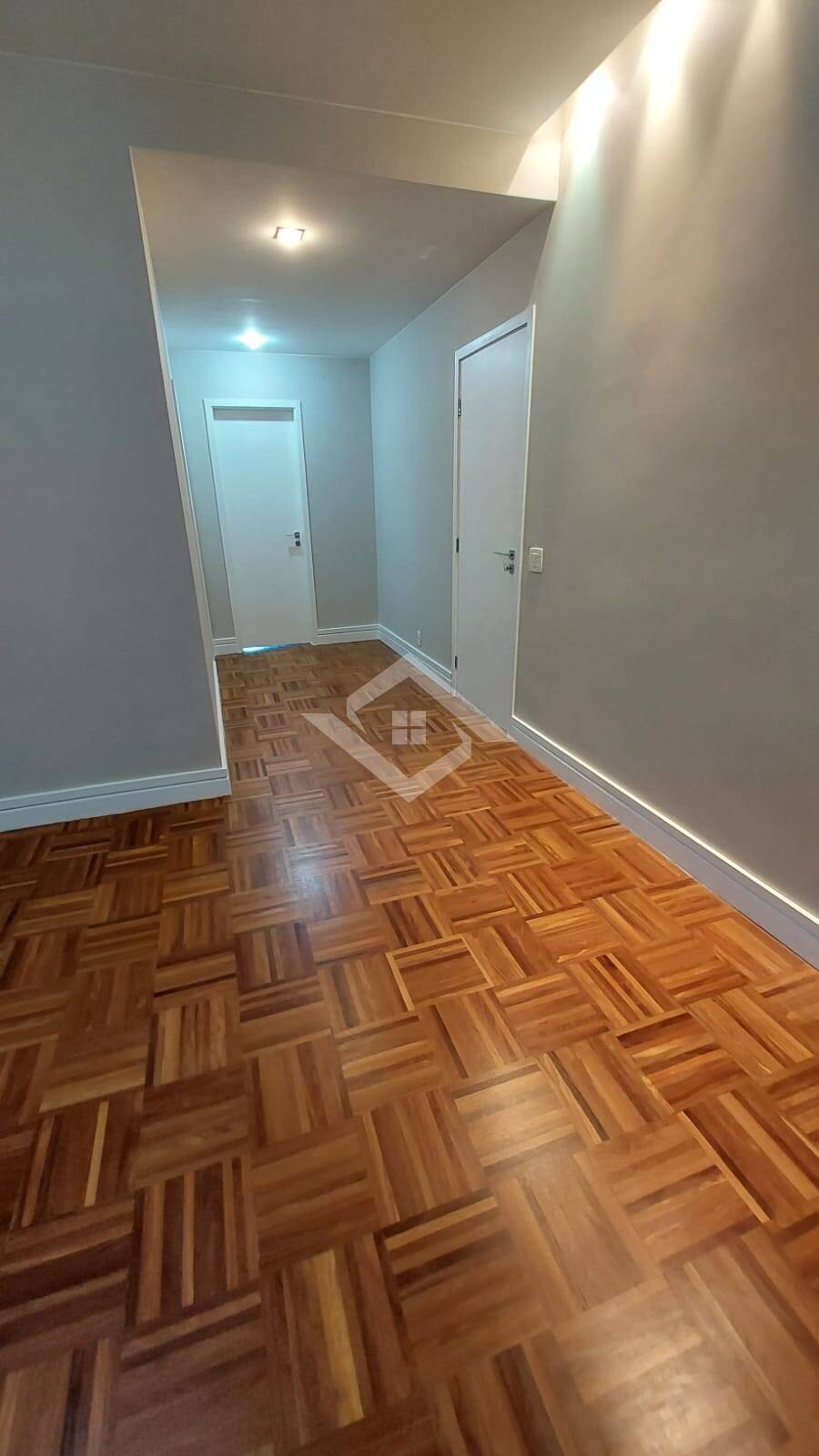 Apartamento à venda com 4 quartos, 288m² - Foto 9