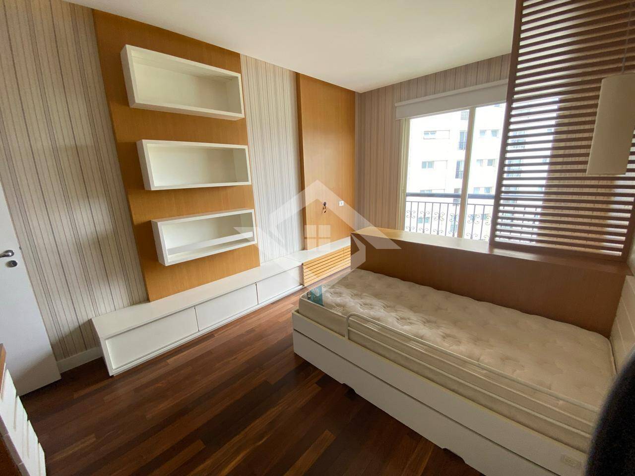 Apartamento à venda com 4 quartos, 330m² - Foto 5