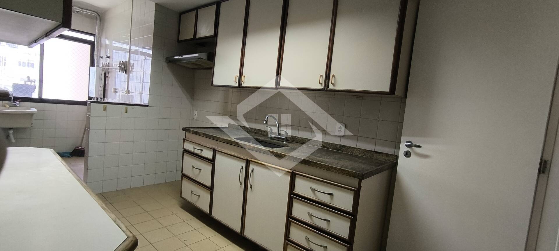 Apartamento à venda com 4 quartos, 159m² - Foto 20