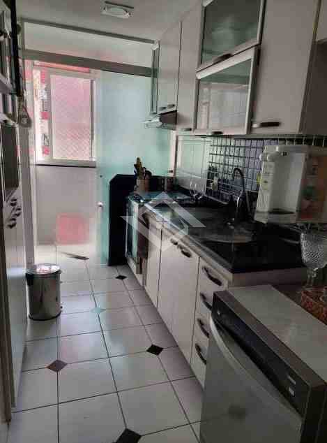 Apartamento à venda com 3 quartos, 220m² - Foto 27