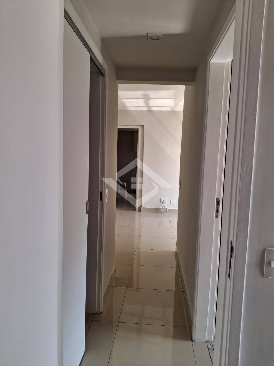 Apartamento à venda com 2 quartos, 84m² - Foto 6