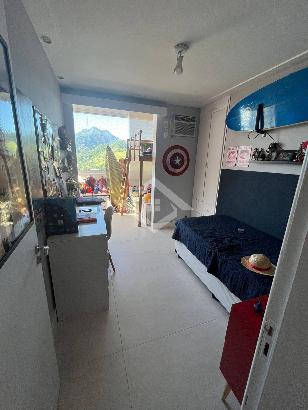 Apartamento à venda com 4 quartos, 228m² - Foto 8