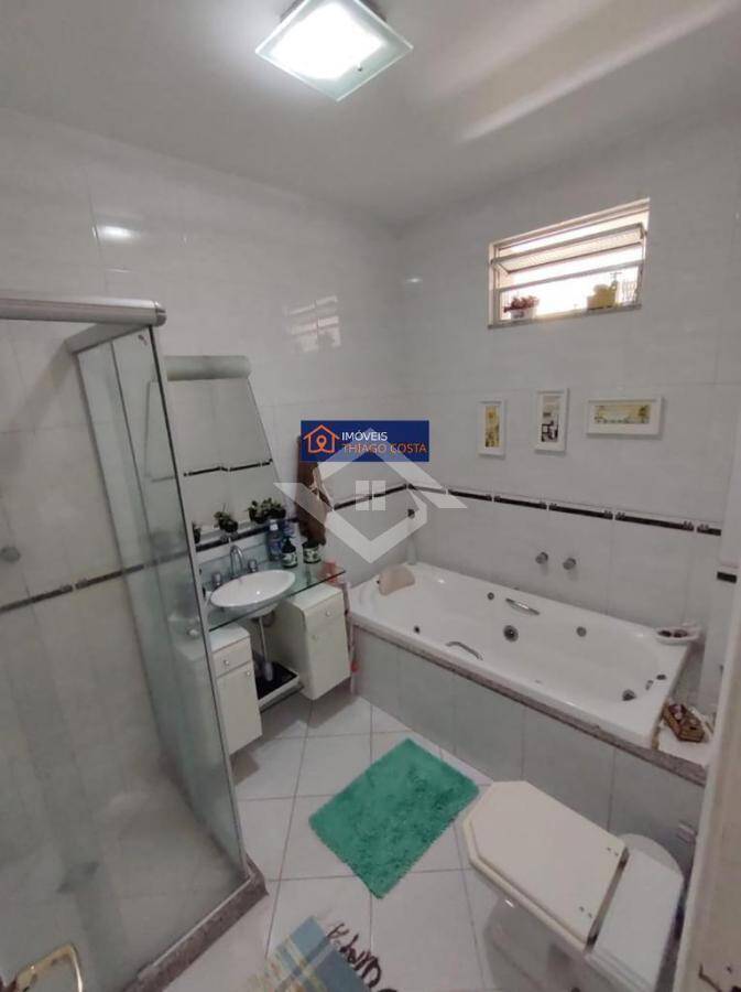 Apartamento à venda com 3 quartos, 256m² - Foto 5