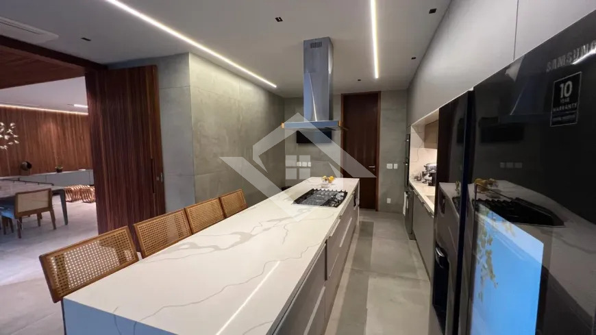 Casa à venda com 5 quartos, 660m² - Foto 8