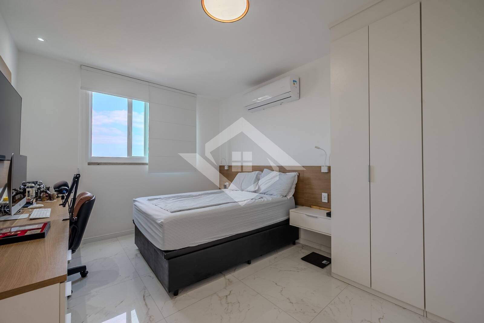 Apartamento à venda com 5 quartos, 160m² - Foto 15