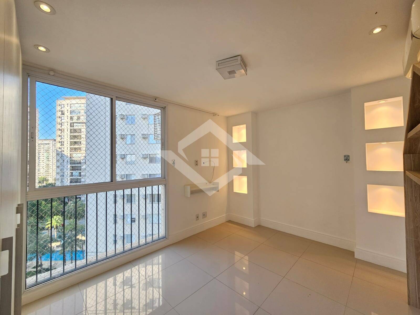 Apartamento à venda com 4 quartos, 144m² - Foto 26